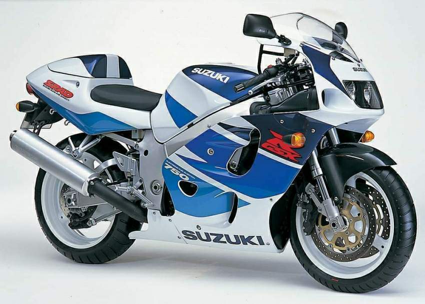 Suzuki GSXR 750 WN, WP – Ventura